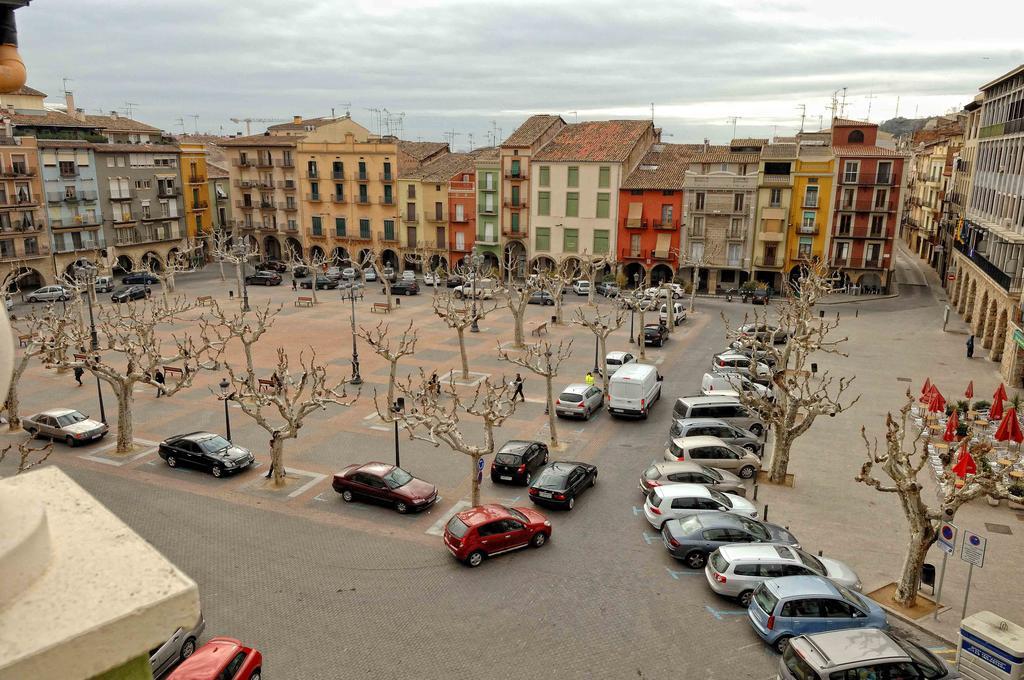 Atico Del Holandes Lägenhet Balaguer Rum bild